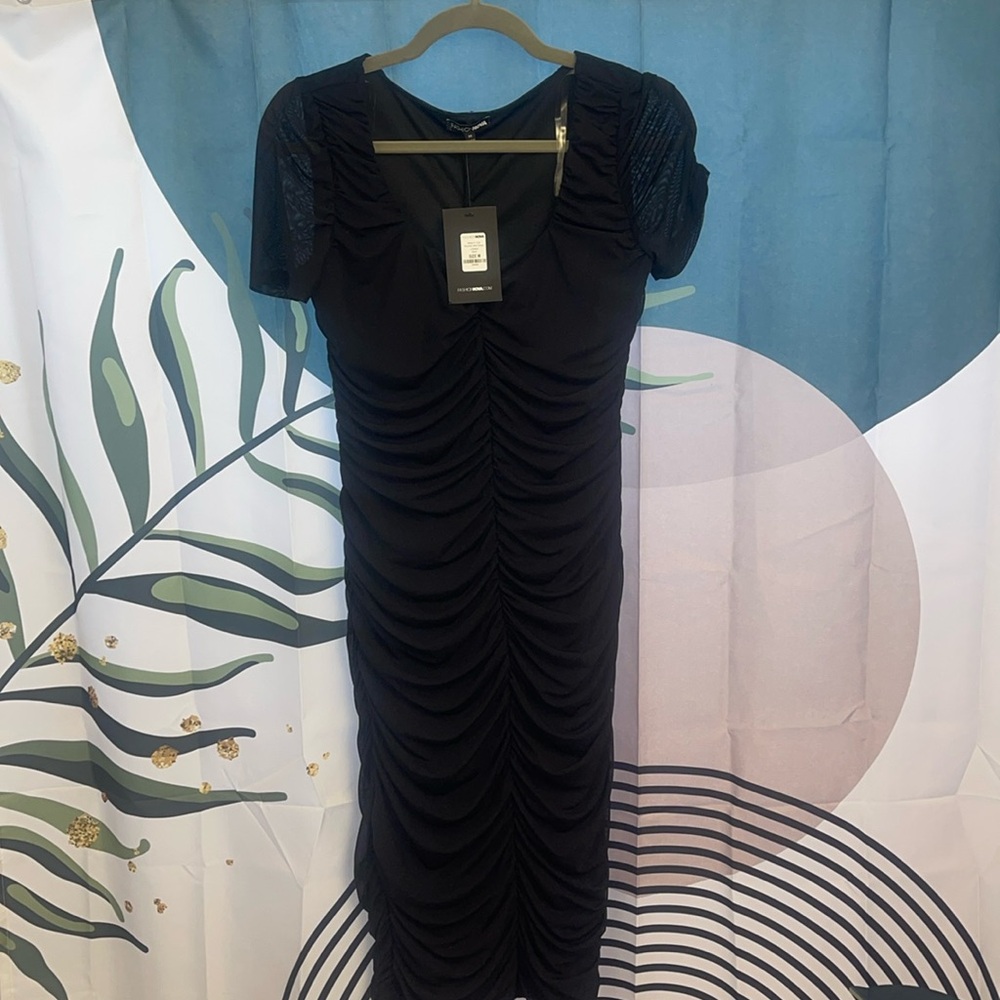 New Mesh sleeve ruched black dress